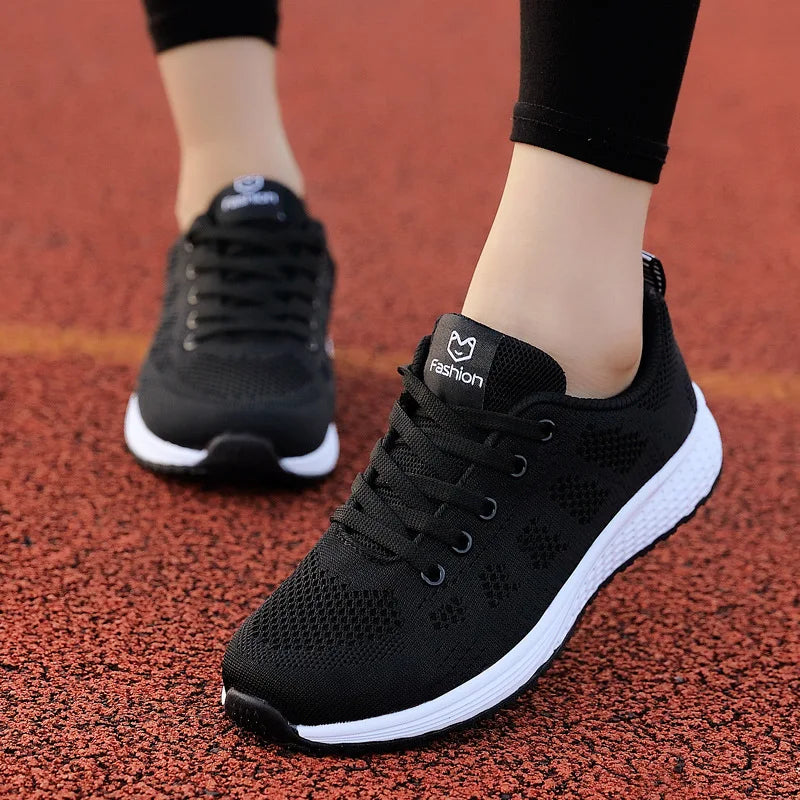 2024 Women Shoes Summer Air Mesh Sport Aqua Shoes Outdoor Women's Quick Dry Water Shoes Sneakers unisex running shoes